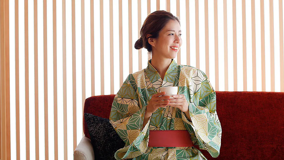 Minato Koyado Umi no Kaori to AWAJISHIMA