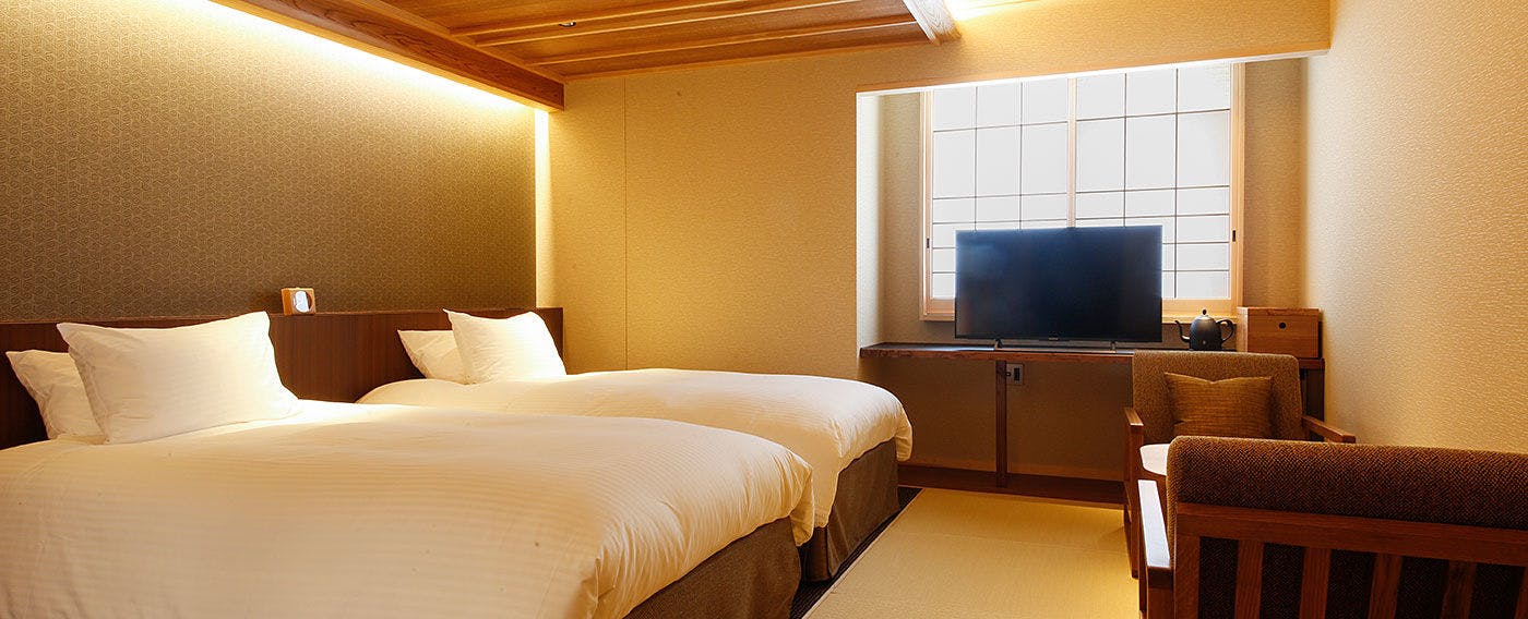 Minato Koyado Umi no Kaori to AWAJISHIMA