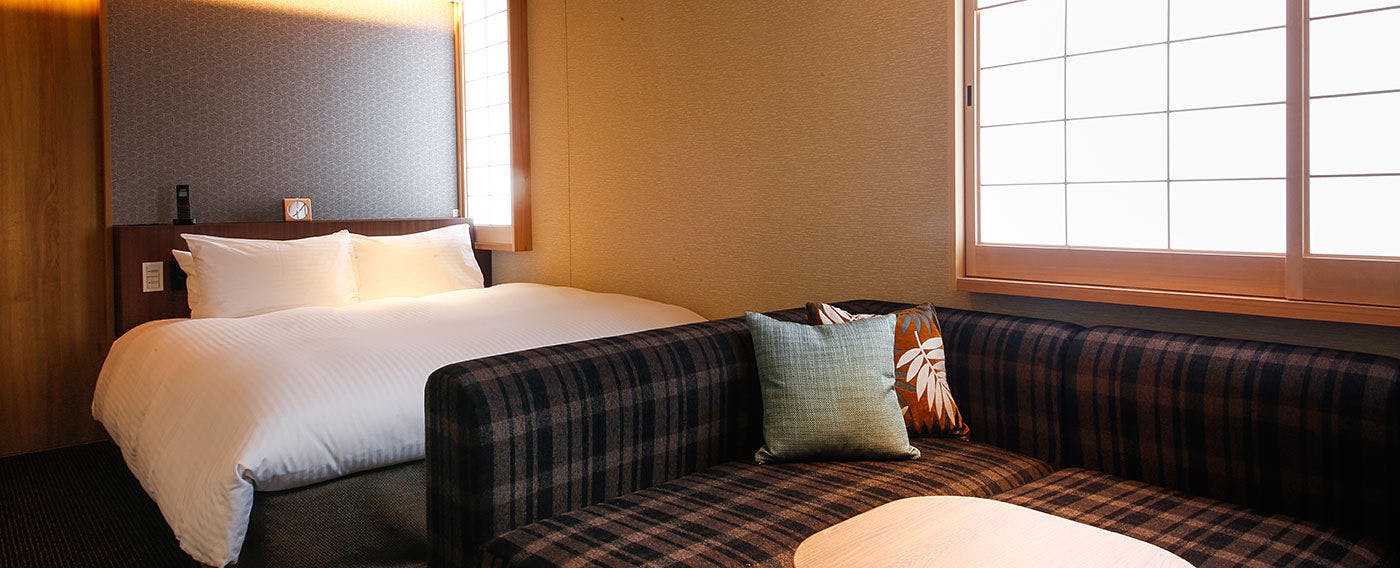 Minato Koyado Umi no Kaori to AWAJISHIMA