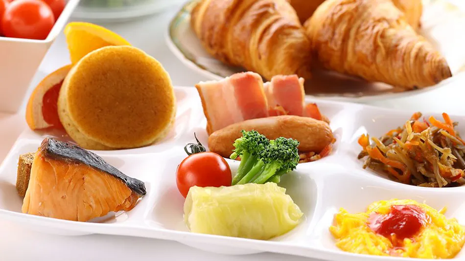 "Sky Paradise: Kurumayama Kogen Sky Park Hotel"