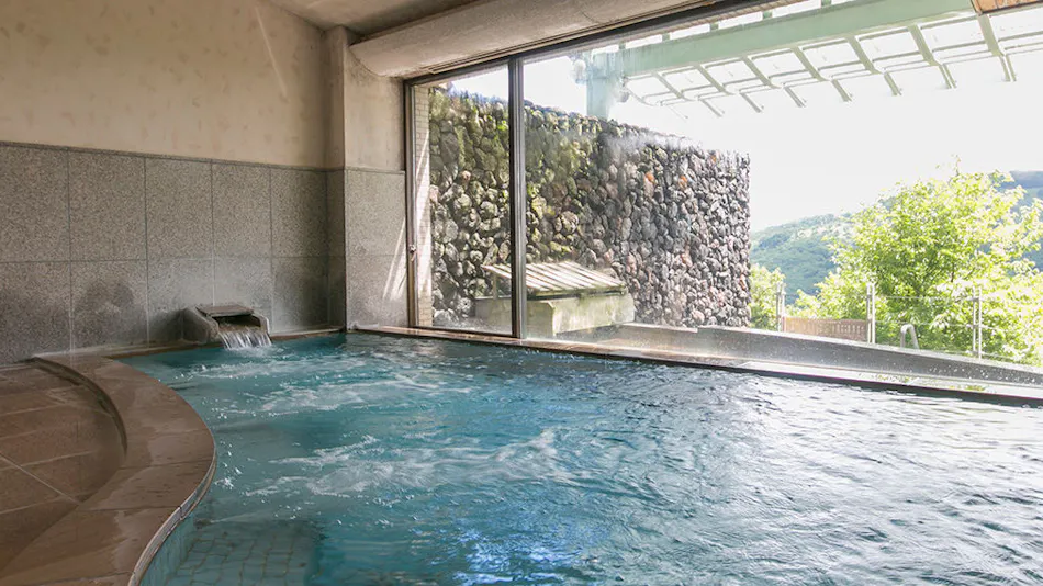"Sky Paradise: Kurumayama Kogen Sky Park Hotel"