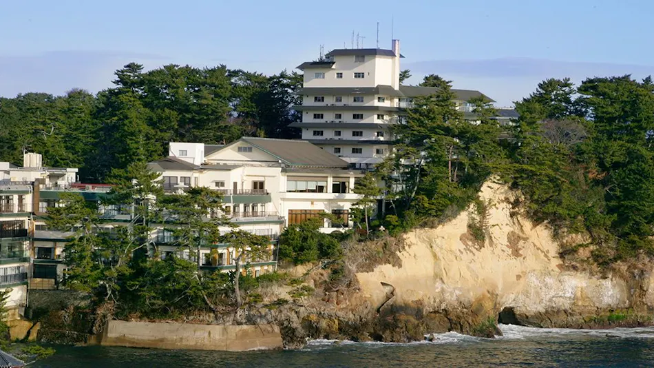 Itsura Kanko Hotel Main Building / Annex Taikanso