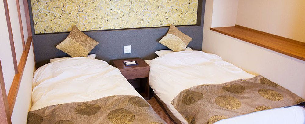 Itsura Kanko Hotel Main Building / Annex Taikanso