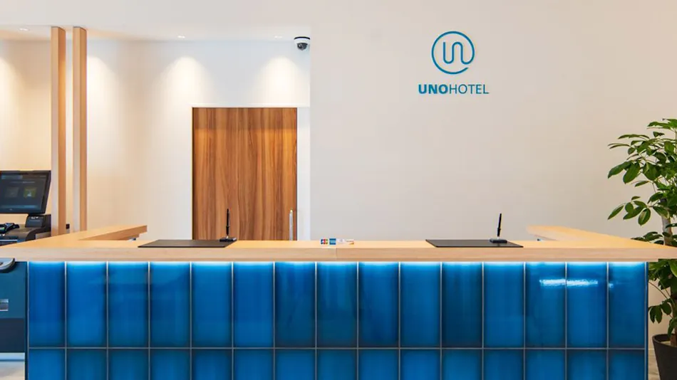 UNO HOTEL