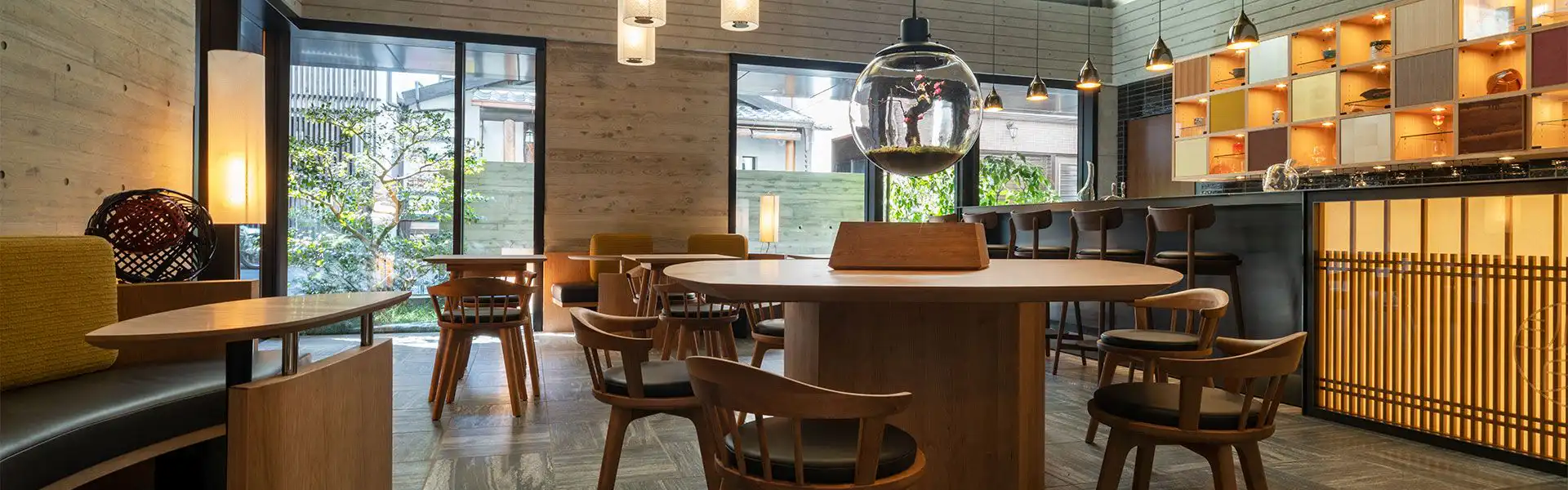 ロビーラウンジ