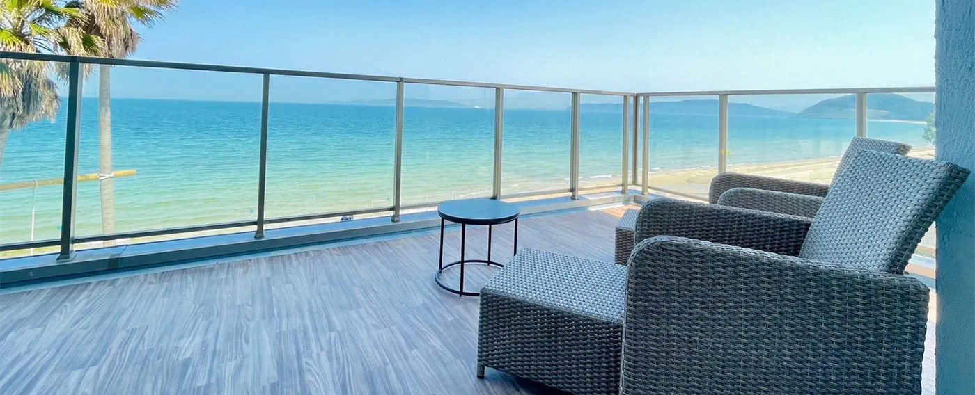 Room - 海を堪能できる贅沢なひと時