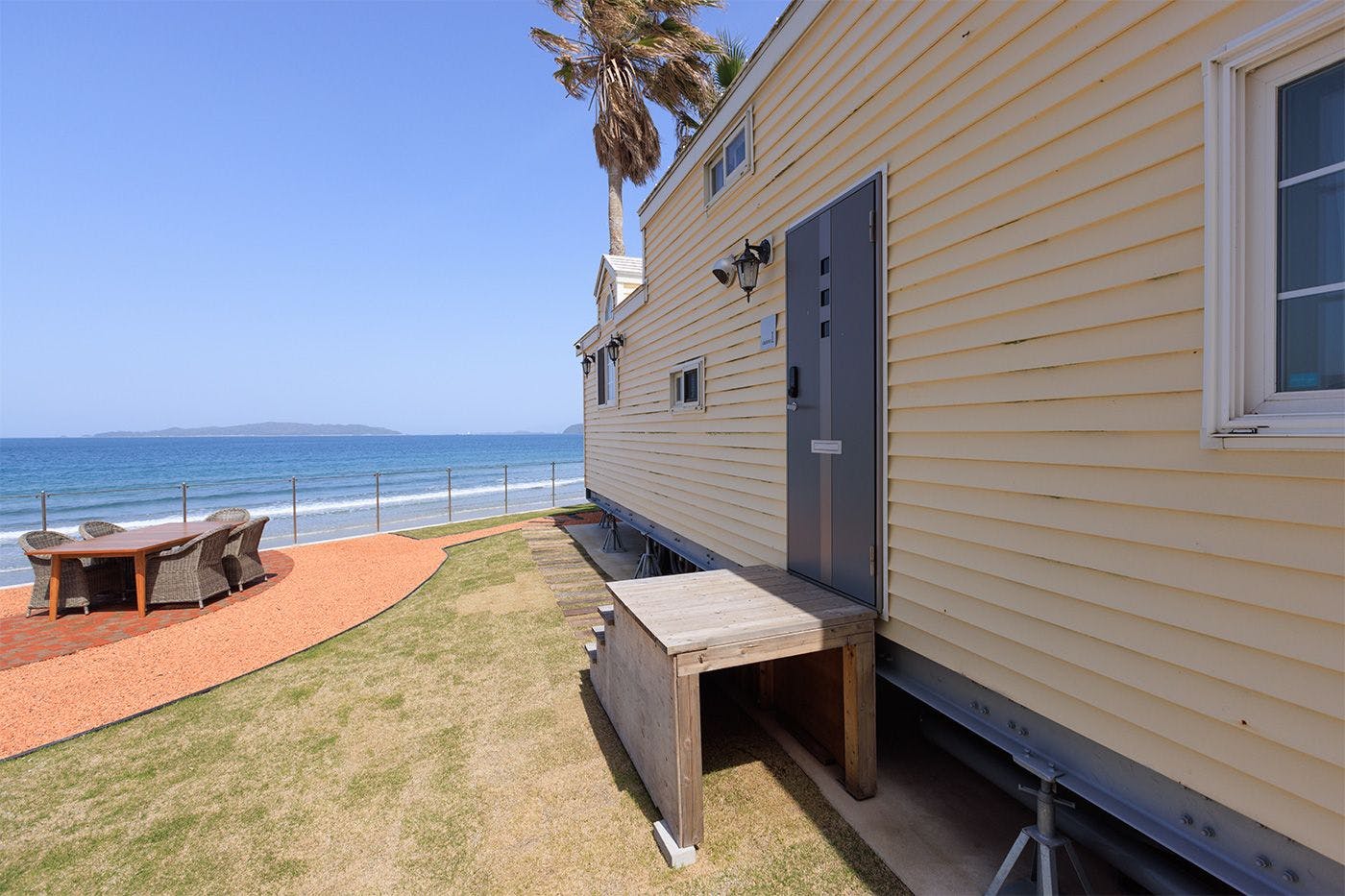 Trailer House - 飛び出せば海