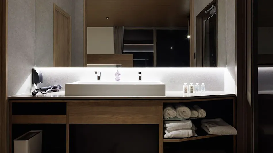 AlbaHOTEL & Glamping