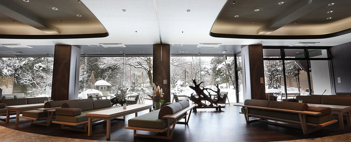 冬のロビーラウンジ