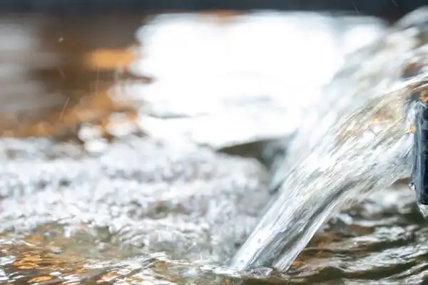 น้ำพุร้อน