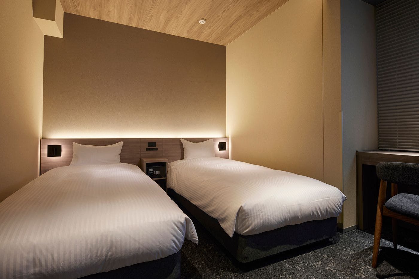 Minn 浅草蔵前 Station