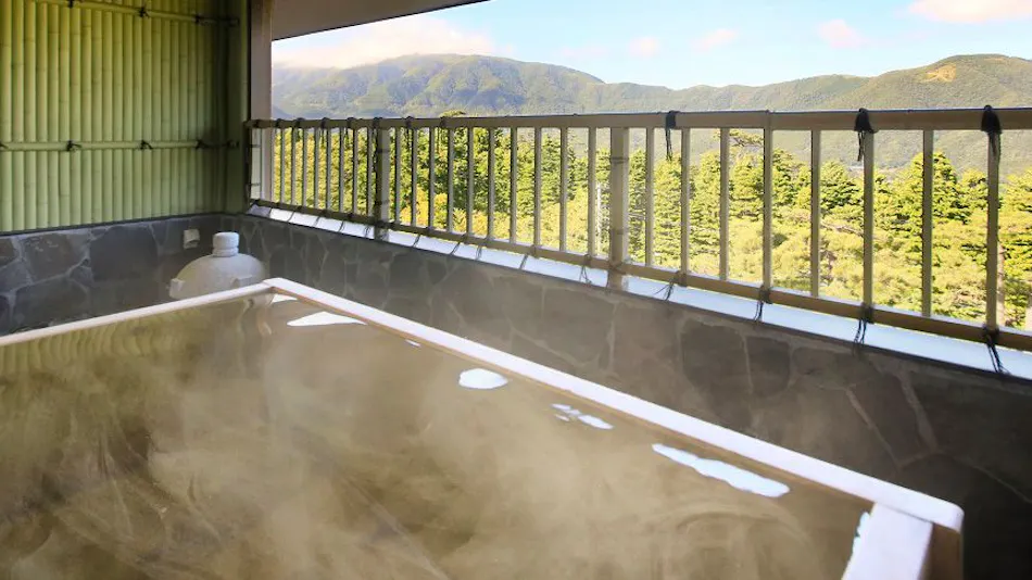 Private Onsen Enjoying the Four Seasons - Yutoriro-an