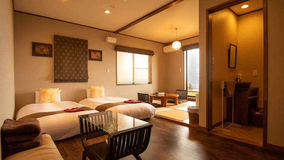 Small Asian Inn with Ocean View Rooms and Private Open-Air Bath Rakuyado Hanahana