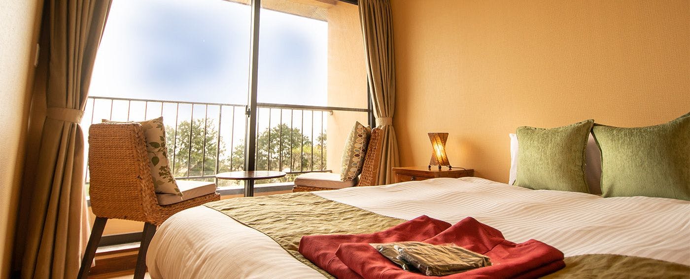 Small Asian Inn with Ocean View Rooms and Private Open-Air Bath Rakuyado Hanahana