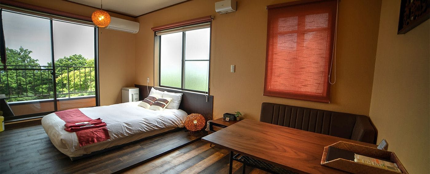 Small Asian Inn with Ocean View Rooms and Private Open-Air Bath Rakuyado Hanahana