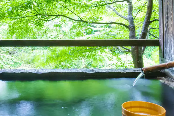 น้ำพุร้อน