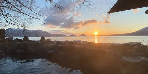 奥札幌の秘湯 湖畔の宿支笏湖 丸駒温泉旅館
