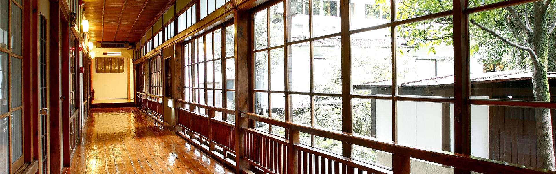 ภายในอาคาร