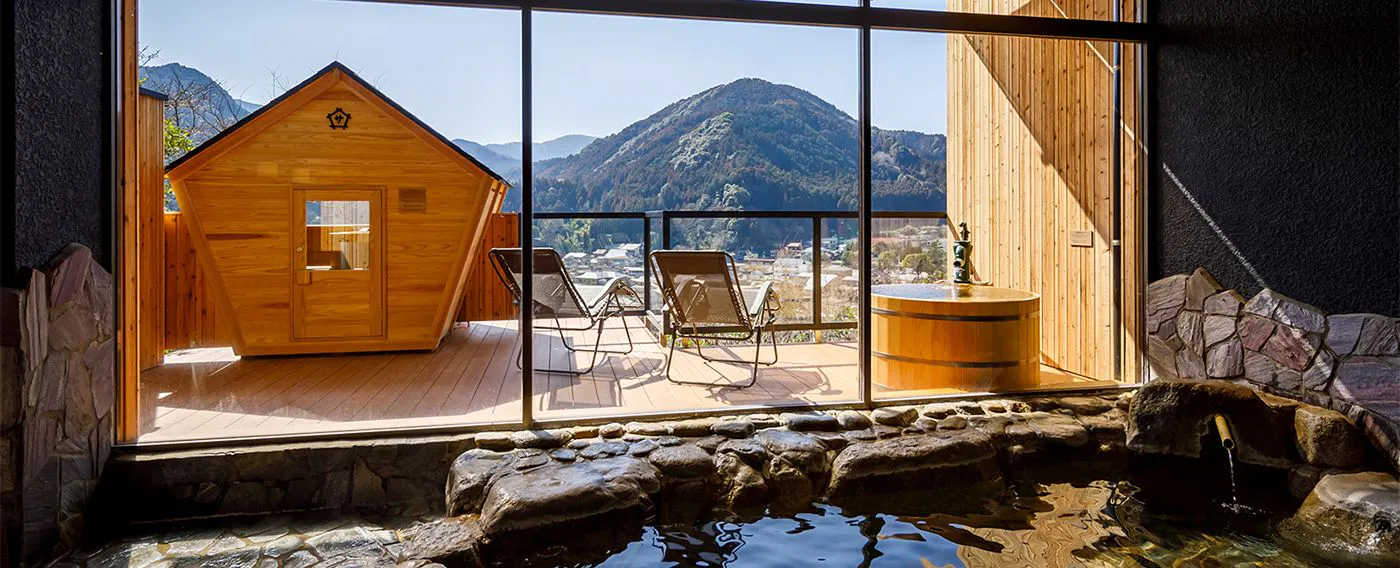 น้ำพุร้อนและอ่างอาบน้ำ