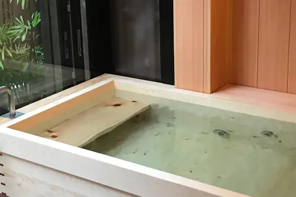 น้ำพุร้อน