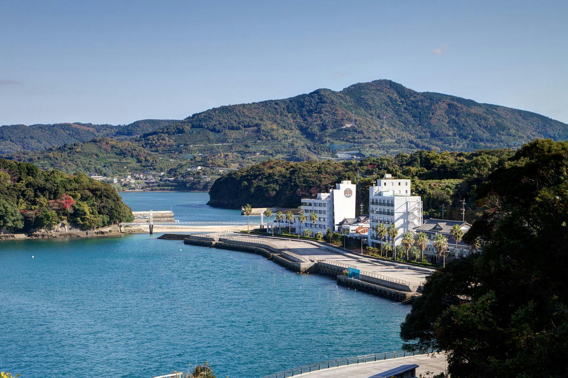 湯の児温泉　海と夕やけ