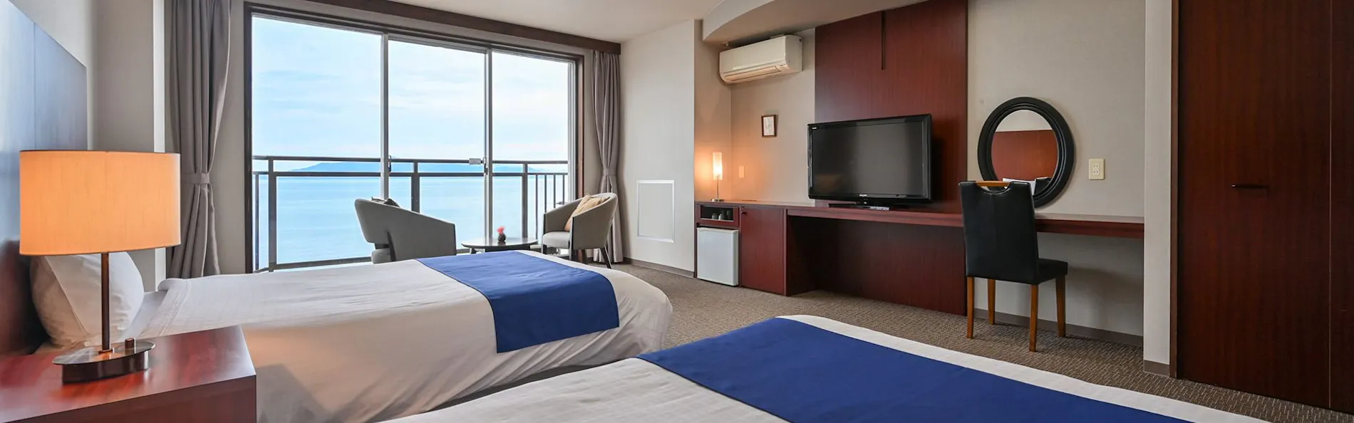 湯の児温泉 海と夕やけ