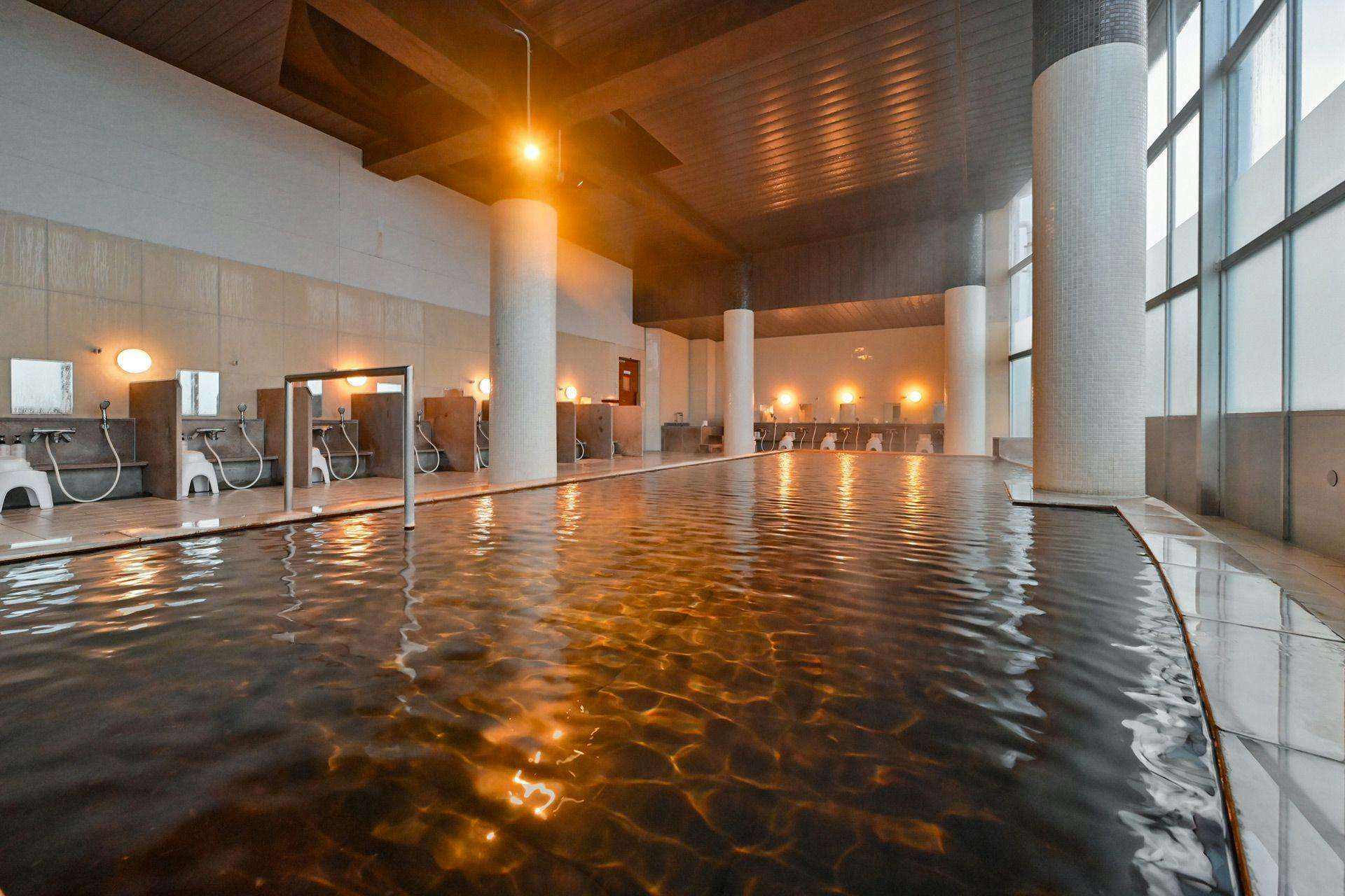 湯の児温泉　海と夕やけ