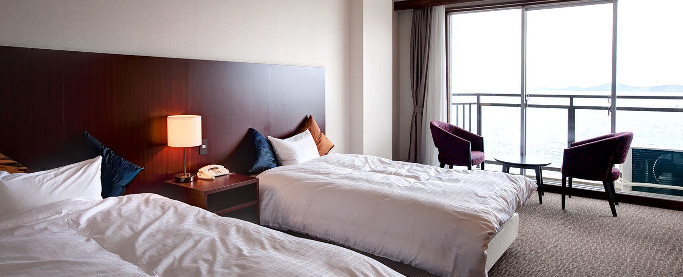 Yunoko Sea and Sunset