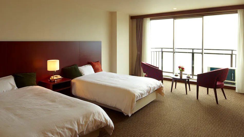 Yunoko Sea and Sunset