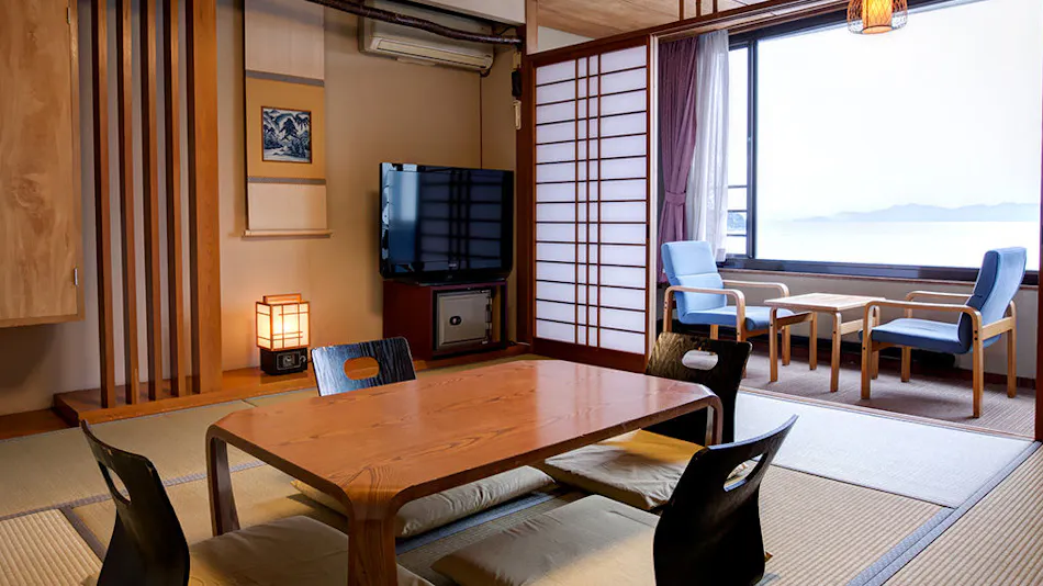 Yunoko Sea and Sunset