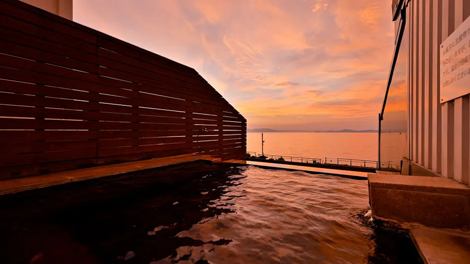 Yunoko Sea and Sunset
