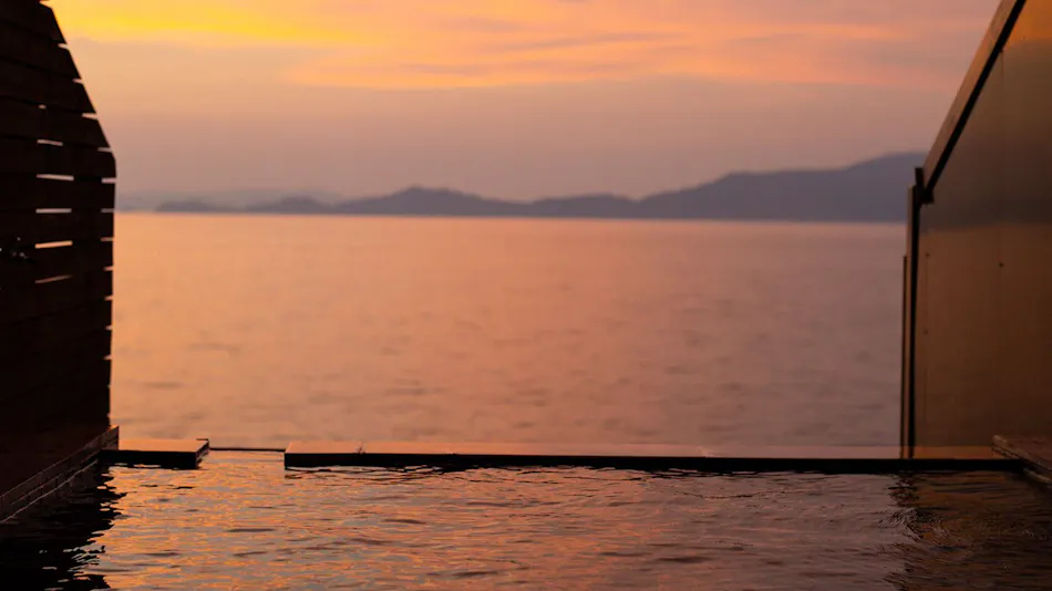 Yunoko Sea and Sunset