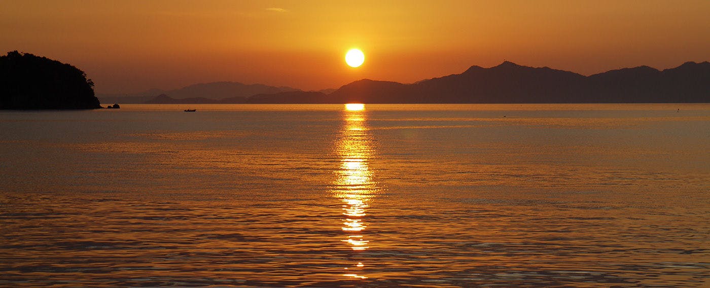 พระอาทิตย์ตก