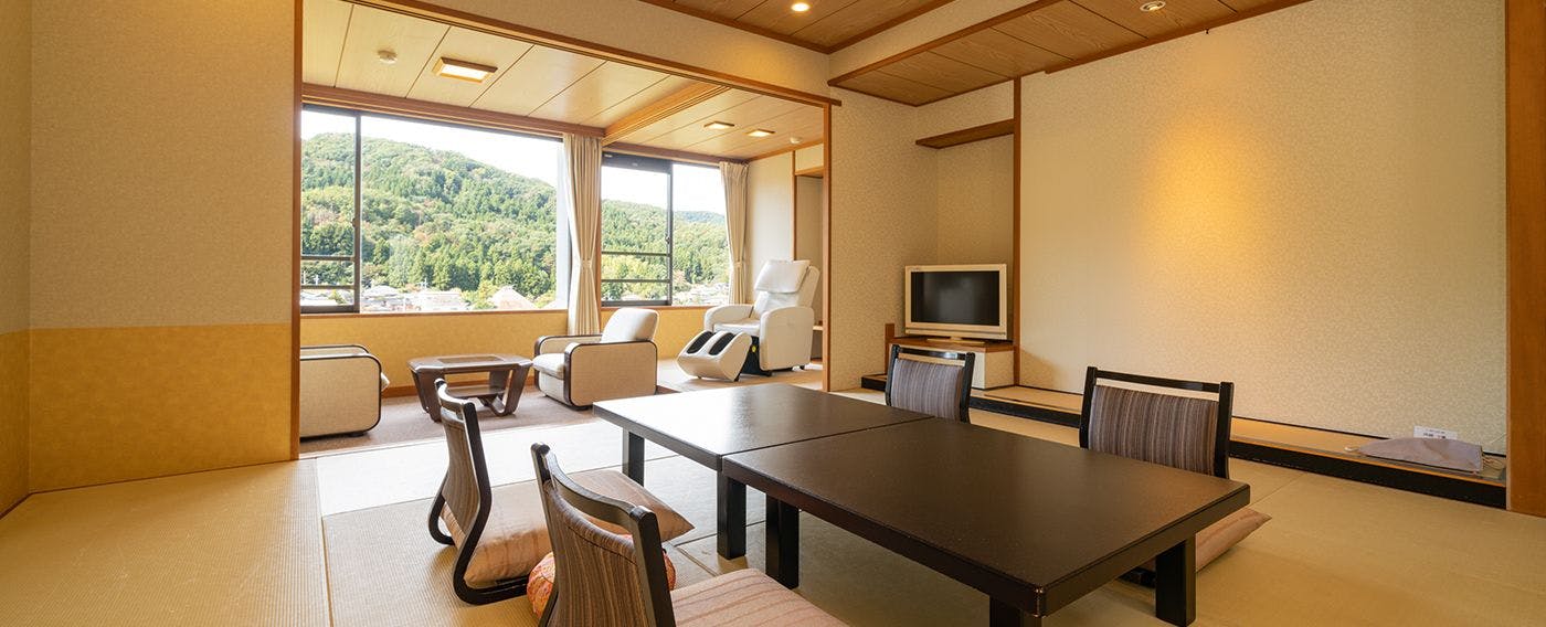 Accommodation Overlooking the Echigo Plain and Yahiko Mountain Range - Hoho -