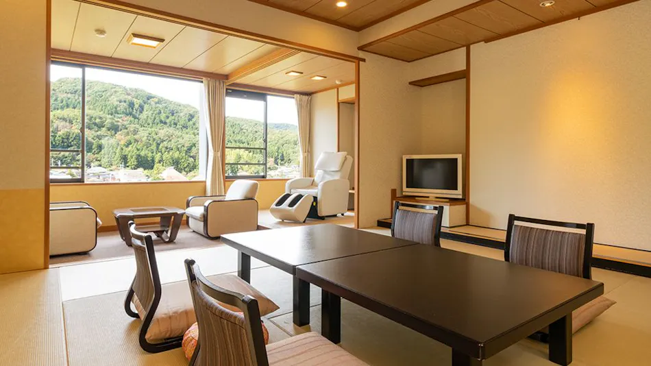 Accommodation Overlooking the Echigo Plain and Yahiko Mountain Range - Hoho -