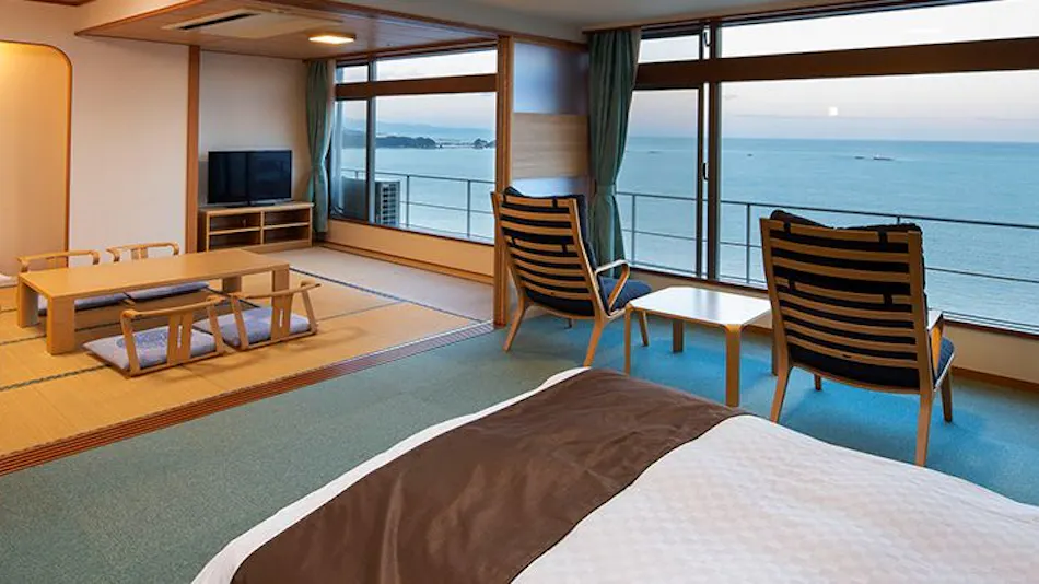 Hotel Urashima