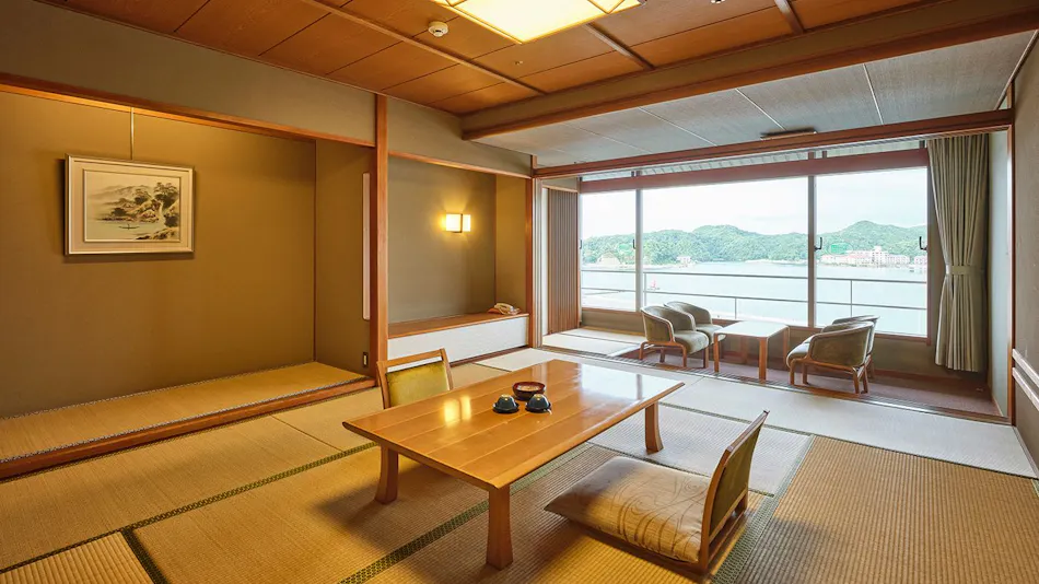 Hotel Urashima
