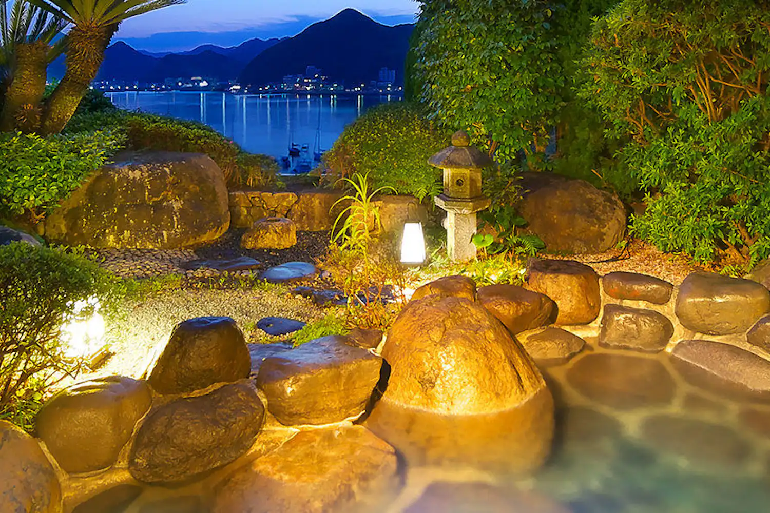 น้ำพุร้อน