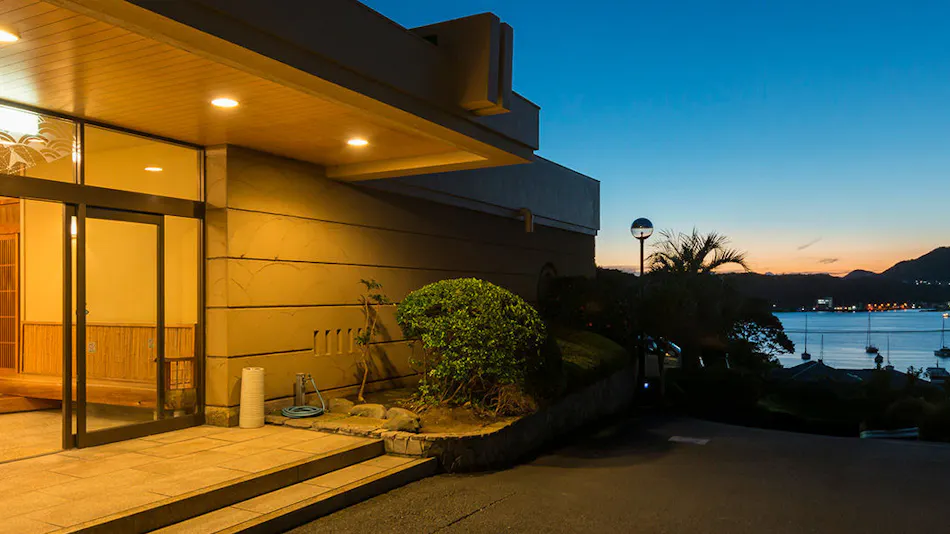 Hotel Yamadaya: A Spectacular Inn Overlooking Shimoda Port