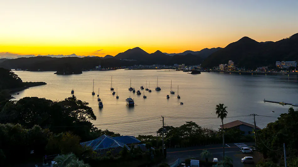 Hotel Yamadaya: A Spectacular Inn Overlooking Shimoda Port