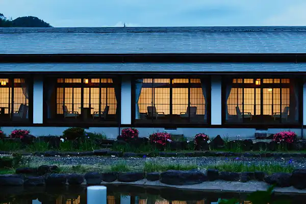 ภายนอกอาคาร