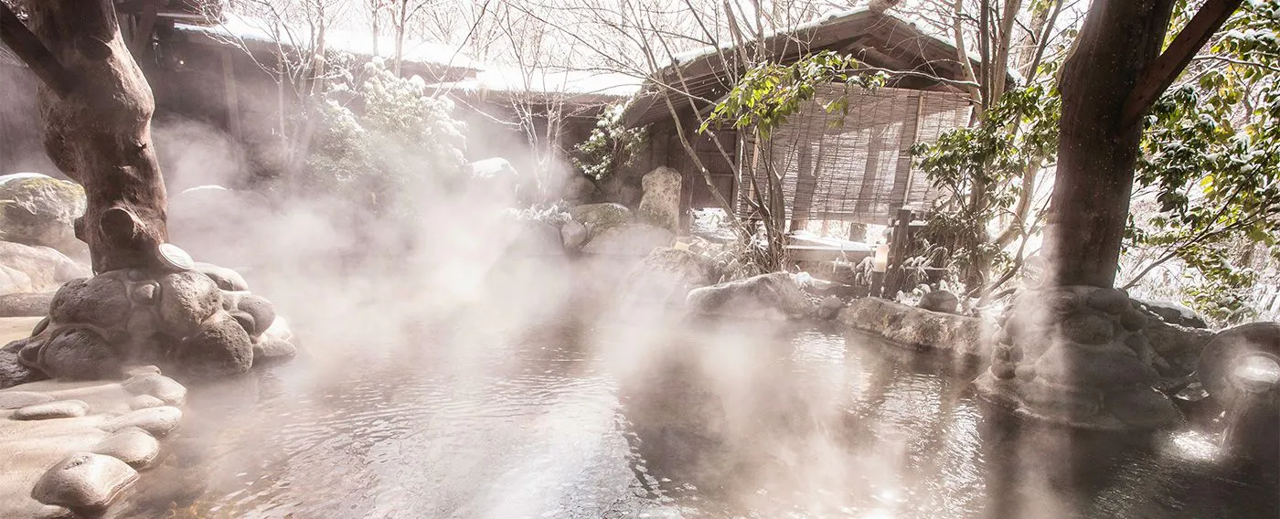 บ่อน้ำพุร้อนกลางแจ้ง