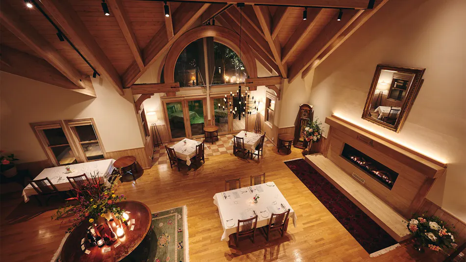 CEDAR LODGE