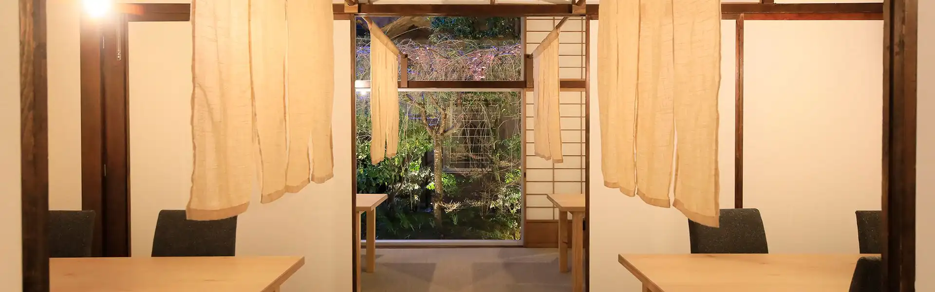 レストラン