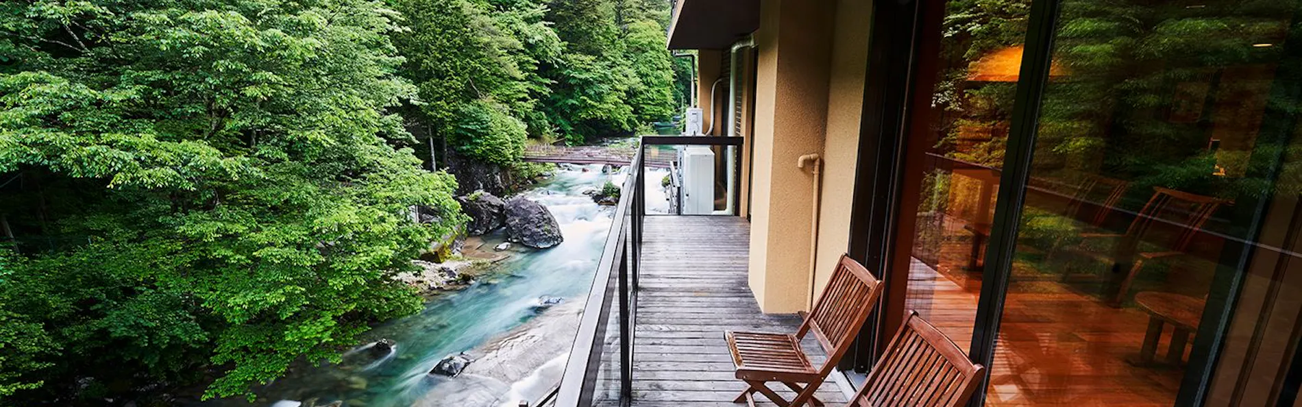 四万温泉 豊島屋