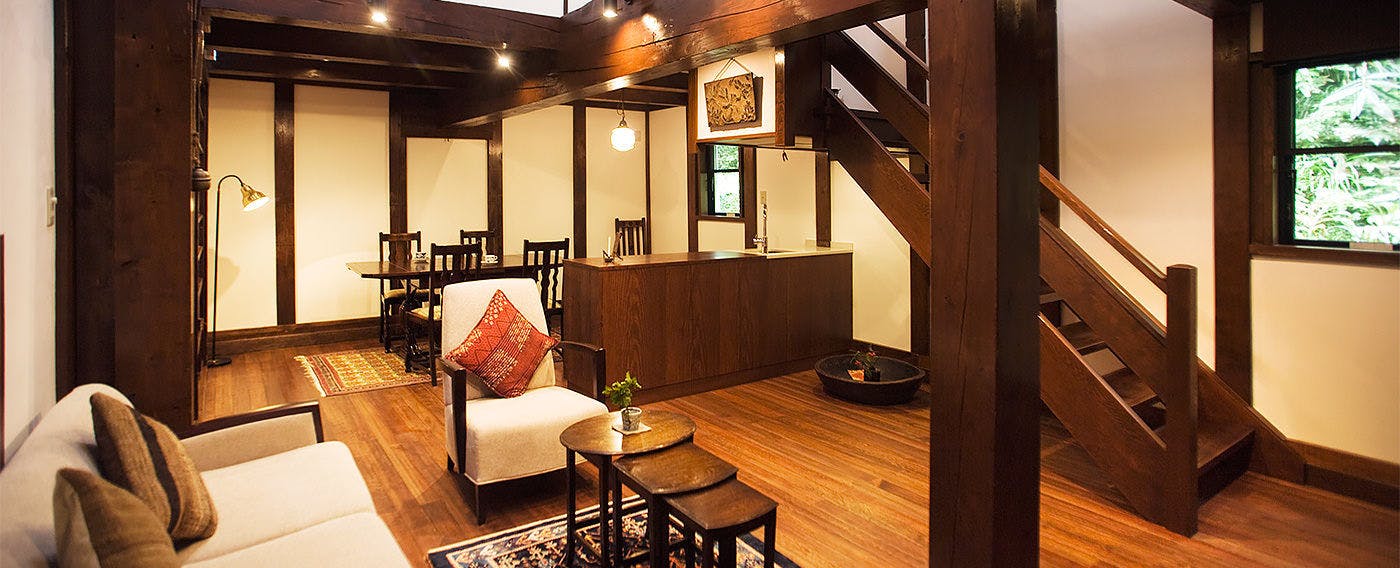 Kanazawa Fukatani Onsen Motoyu Ishiya - A Secluded Inn with a Noh Stage