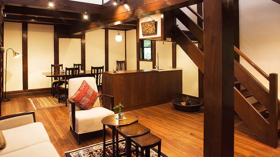 Kanazawa Fukatani Onsen Motoyu Ishiya - A Secluded Inn with a Noh Stage