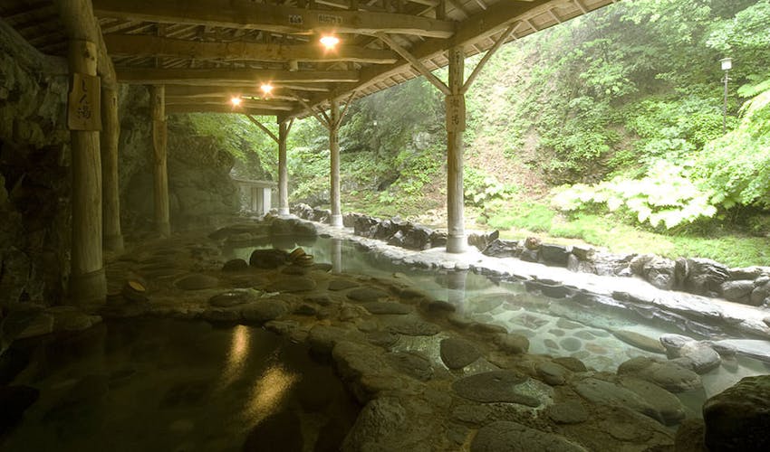 鷹泉閣 岩松旅館 の空室状況を確認する 宿泊予約は 一休 com キラリト