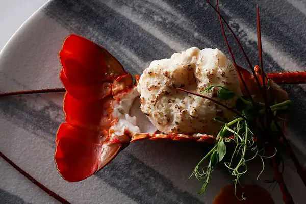 อาหารและเครื่องดื่ม