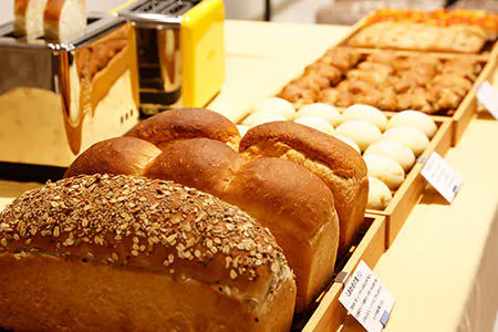 しあわせの朝食パン